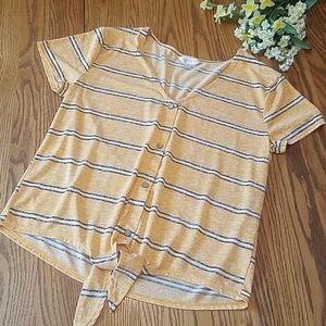 No Boundaries tie shirt